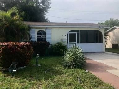 Main picture of 249 Washington Dr
