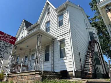 Main picture of 1539 Butler St