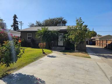 Main picture of 305 Jones St