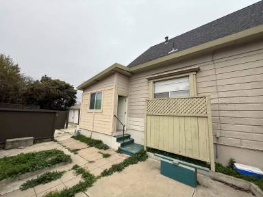 Main picture of 103 N Eldorado St
