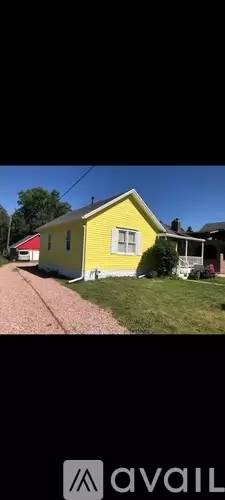 Main picture of 802 S Phillips Ave