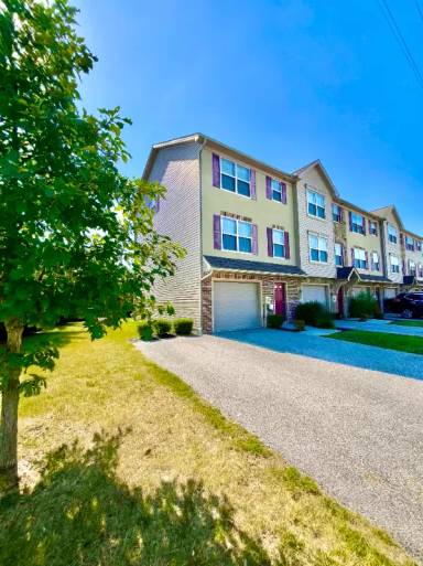 Main picture of 209 High Pointe Dr