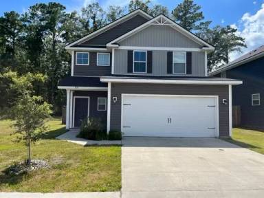 Main picture of 831 Fairview Cir