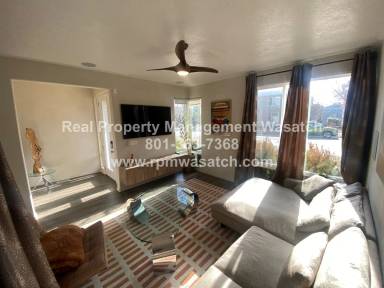 Main picture of 11611 S Alexandria Dr