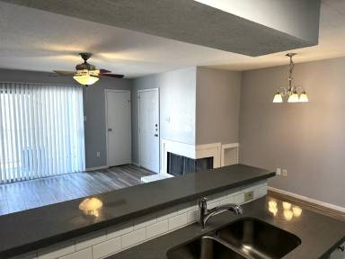 Main picture of 18617 Egret Bay Blvd