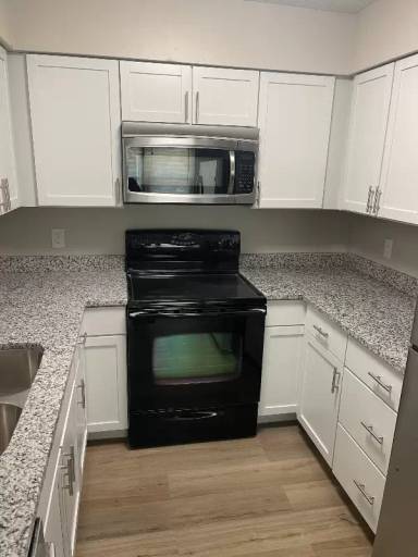 Main picture of 210 N 4th St