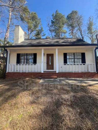 Main picture of 210 Foxdale Dr