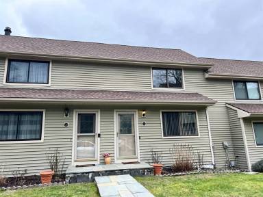 Main picture of 17 Coram Rd