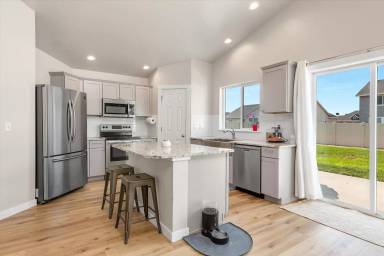 Main picture of 11269 W Quartet St
