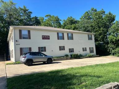 Main picture of 980 W Cleveland St