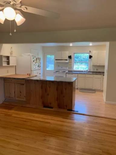 Main picture of 134 Spear St