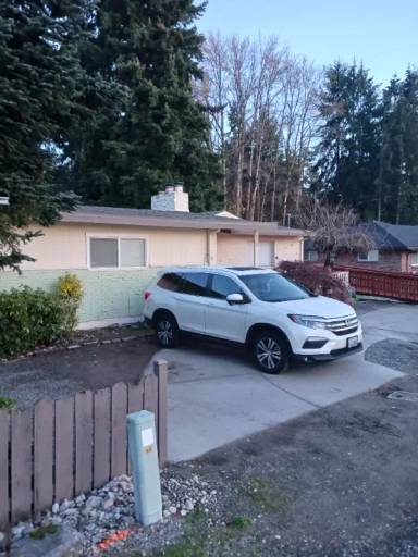 Main picture of 3609 Sunset Dr W