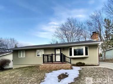 Main picture of 2920 7th Ave NW