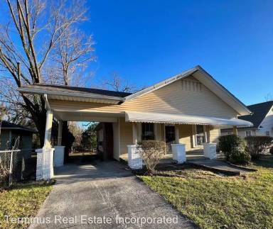 Main picture of 2634 Jefferson Ave