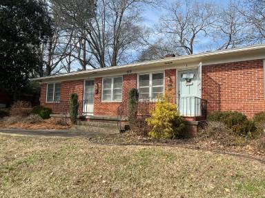 Main picture of 901 Perry St
