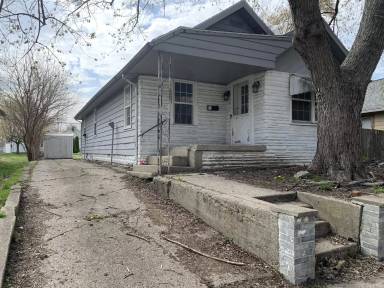 Main picture of 1237 S Ohio St