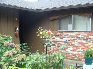 Main picture of 3408 E 18th St