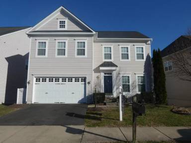 Main picture of 38 Carriage Hill Dr