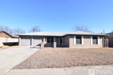 Main picture of 415 Cottonwood Dr