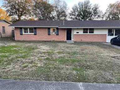 Main picture of 1209 W 40th St
