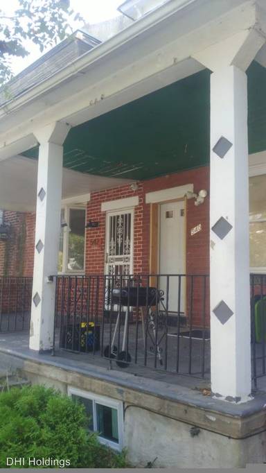 Main picture of 534 E Mayland St