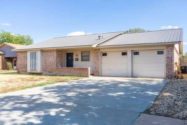 Main picture of 5735 Emory St