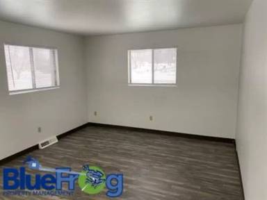 Main picture of 348 East Marquette Street - 6