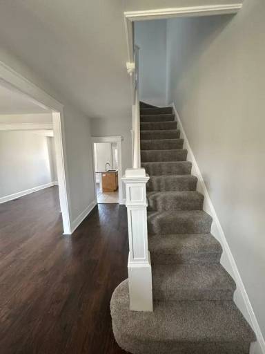 Main picture of 1726 E 31st St