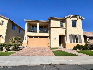 Main picture of 152 E Tonto Pl