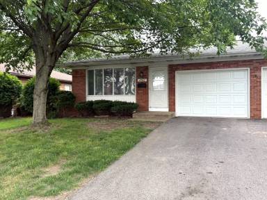 Main picture of 1892 Hampstead Dr
