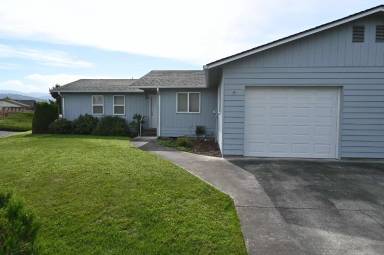 Main picture of 152 Trowbridge Ct