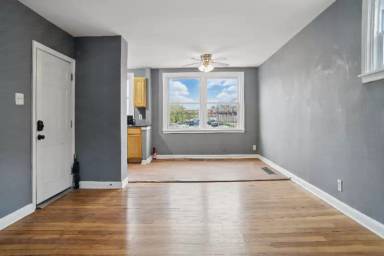 Main picture of 1452 Hellerman St