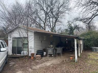 Main picture of 110 Peach St