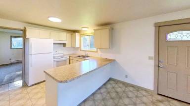 Main picture of 3830 Fraser St