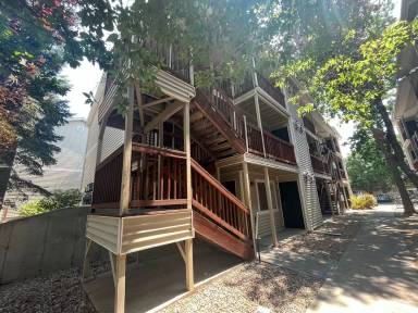 Main picture of 1221 University Ave Apartments