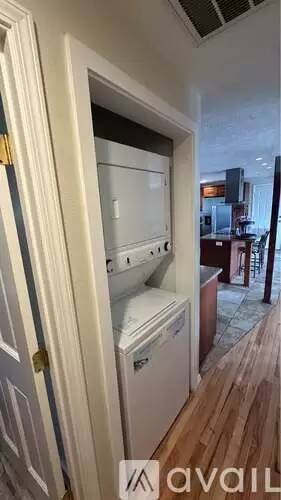 Main picture of 426 Leinum Ct