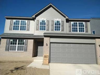 Main picture of 1687 Maple Leaf Ln