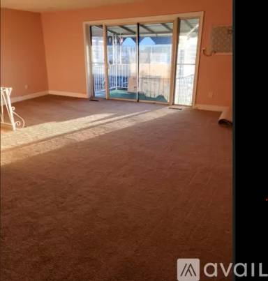 Main picture of 2603 Tremont St
