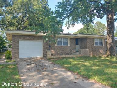 Main picture of 131 Farmere Cir