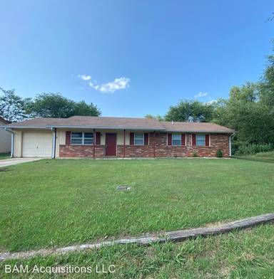 Main picture of 1114 E Parker St