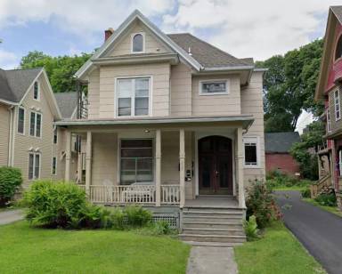 Main picture of 295 Meigs St