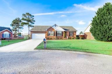 Main picture of 505 Foxdenton Pl