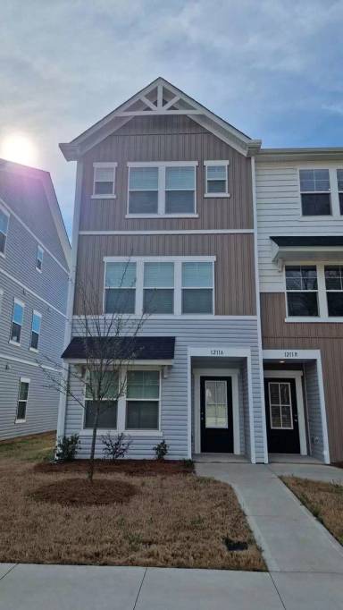 Main picture of Brand New Townhome | 3 BR/3.5BA | 1-Car Garage | Near Downtown Mooresville