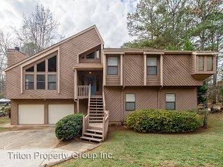 Main picture of 2281 Piedmont Forest Dr