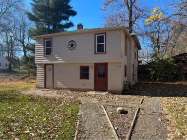 Main picture of 446 Garrett St