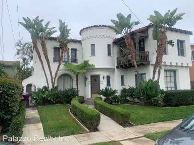 Main picture of 3130 E Theresa St