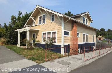 Main picture of 910 F St