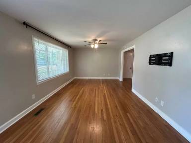 Main picture of 611 Woodvale Ave