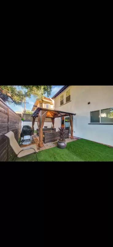 Main picture of 523 Fischer St