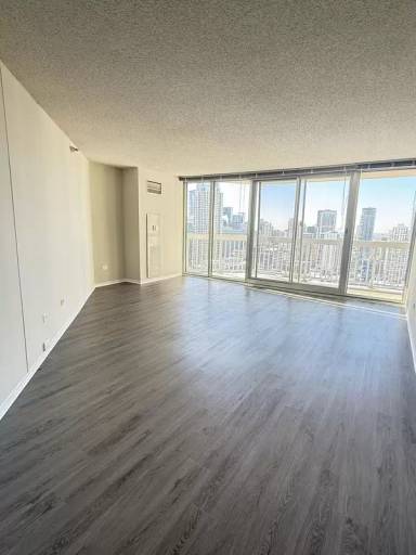Main picture of 501 N State St